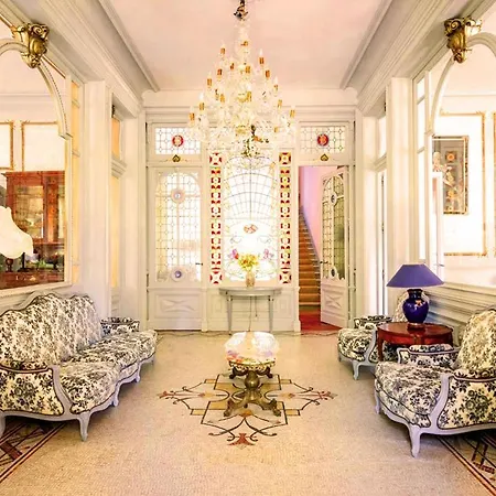 度假居 Chateau Sainte Cecile *