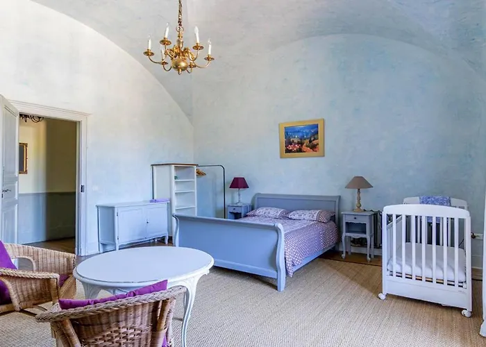 펜션 Chateau Sainte Cecile 가이약