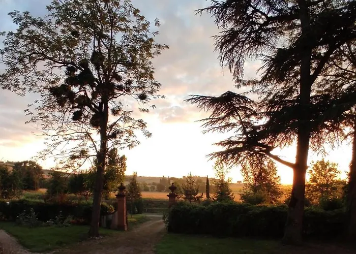 Chateau Sainte Cecile 펜션 *