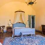 Chateau Sainte Cecile 度假居 *