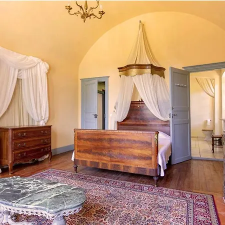 Chateau Sainte Cecile