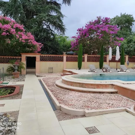 Nyaraló Chateau Sainte Cecile *