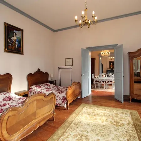 Chateau Sainte Cecile Nyaraló