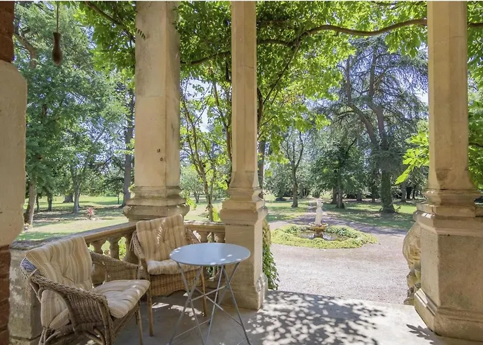 Chateau Sainte Cecile * Гайак