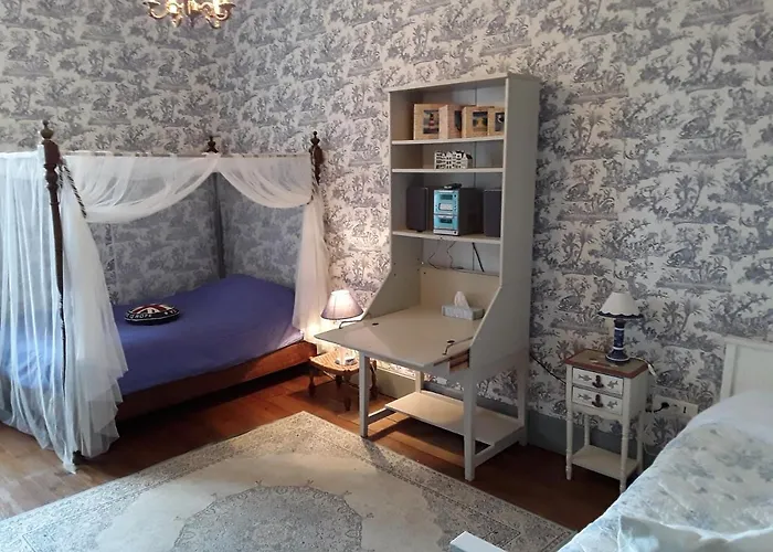 Chateau Sainte Cecile *